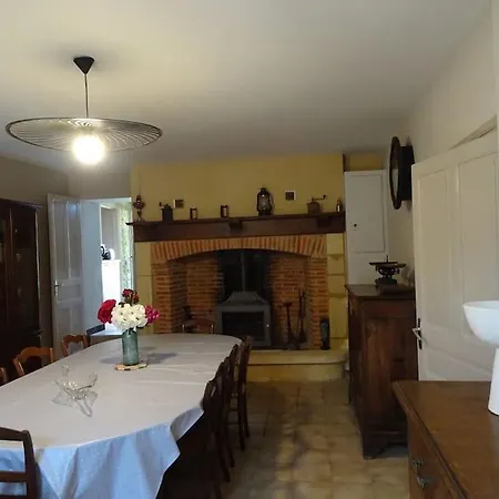 Domaine Avec Piscine à Dans Le Lot 4 étoiles 2 * Milhac