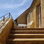 Domaine Avec Piscine A Dans Le Lot 4 Etoiles 2