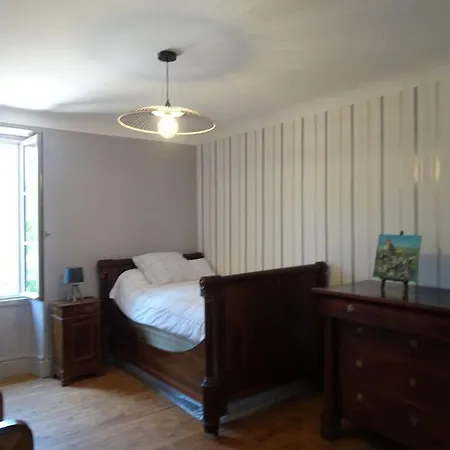 Domaine Avec Piscine A Dans Le Lot 4 Etoiles 2 Nyaraló