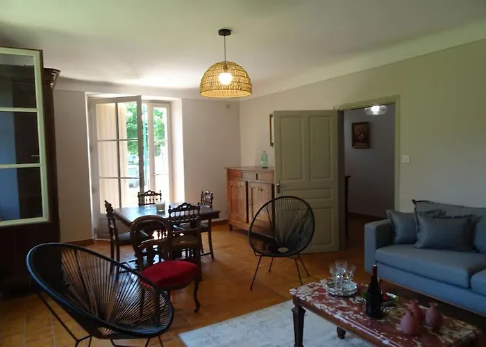 Holiday home Domaine Avec Piscine A Dans Le Lot 4 Etoiles 2 Milhac