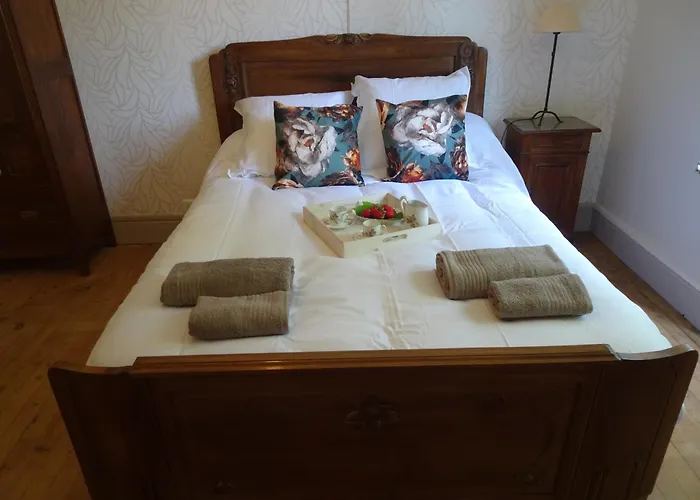 Domaine Avec Piscine A Dans Le Lot 4 Etoiles 2