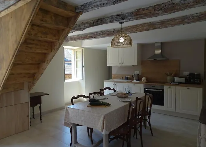 Holiday home Domaine Avec Piscine A Dans Le Lot 4 Etoiles 2