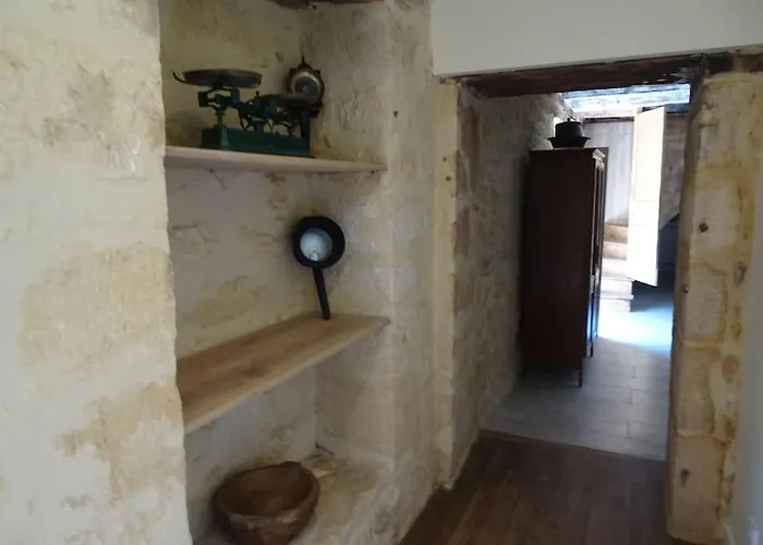 Domaine Avec Piscine A Dans Le Lot 4 Etoiles 2 Milhac